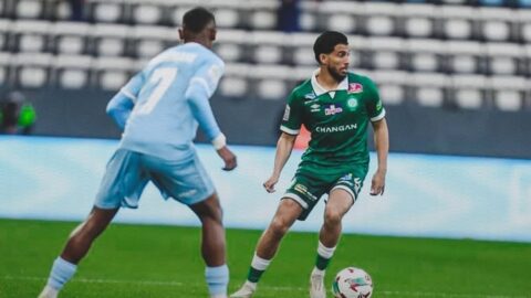 البطولة الوطنية الاحترافية.. اتحاد تواركة يتعادل مع ضيفه الرجاء الرياضي (1-1)