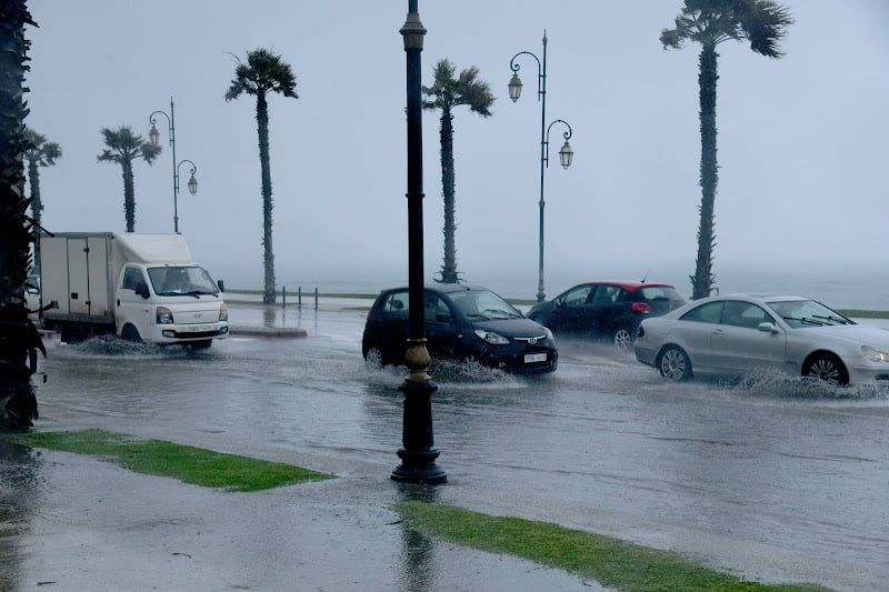 نشرة إنذارية.. أمطار جد قوية بعدد من المناطق من الجمعة إلى السبت