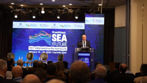 بين تجويع غزة وتدمير بحرها.. إسرائيل تناقش “الأمن الغذائي الأزرق” بمشاركة مغربية