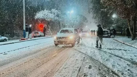 وجدة تبتهج.. “عروس الشرق” ترتدي فستانها الأبيض بعد غياب عقد