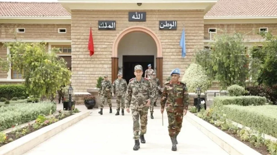 بريظ يتباحث مع قائد قوة البعثة الأممية بالأقاليم الجنوبية للمملكة