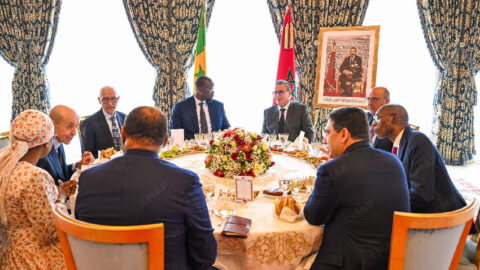 الملك يقيم مأدبة غداء على شرف الوزير الأول السنغالي والوفد المرافق له