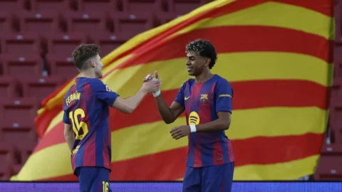 الدوري الإسباني.. برشلونة يفوز على ليفانتي بثلاثية نظيفة ويعتلي صدارة الليغا