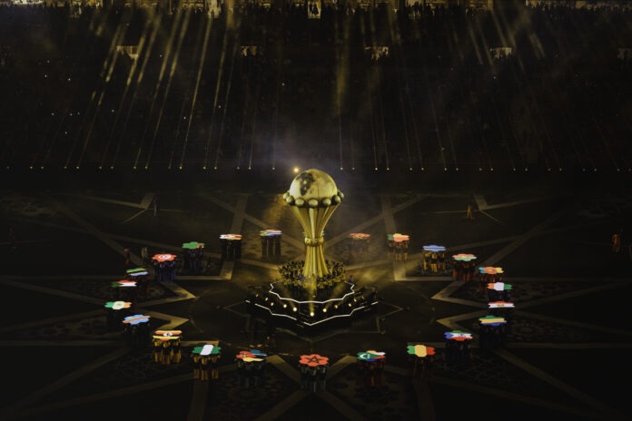 أسئلة كرة القدم الإفريقية بين “التحديث” وطمس الهوية.. من كأس إفريقيا كل أربع سنوات إلى شروط المغرب لاستضافة 2028