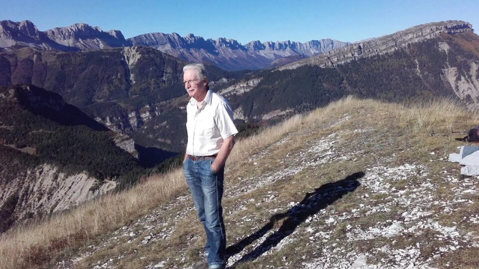 منها 10 سنوات بالمغرب.. مذكرات “بيدوفيل” فرنسي تكشف اعتداءه على 89 طفلا خلال 6 عقود