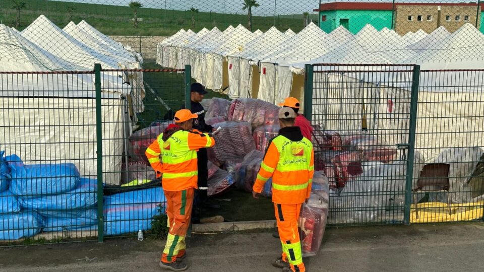 سلطات العرائش: إفراغ مراكز الإيواء بالقصر الكبير يأتي وفق إجراءات تنظيمية احترازية