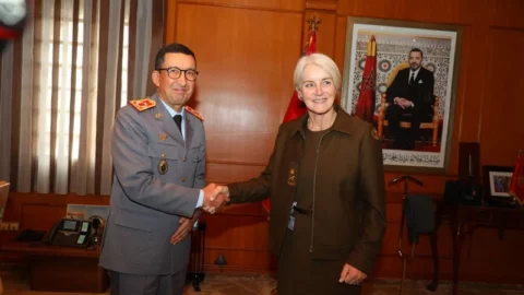 بريظ يجري مباحثات مع بيرس بالرباط