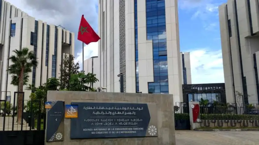 بسبب سياسة “التجاهل”.. تصعيد نقابي بمقر الوكالة الوطنية للمحافظة العقارية