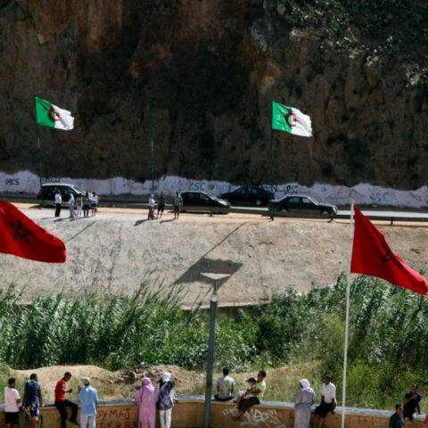 الجيش الجزائري يقتل مواطنين مغربيين قرب الشريط الحدودي