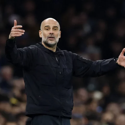 غوارديولا يرد على منتقدي السيتي: ليس المال وحده من يصنع البطولات