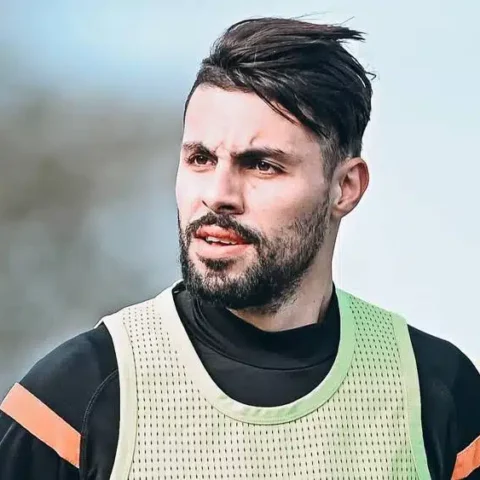 نهضة بركان يعزل محمد المرابط ويحيله على المجلس التأديبي