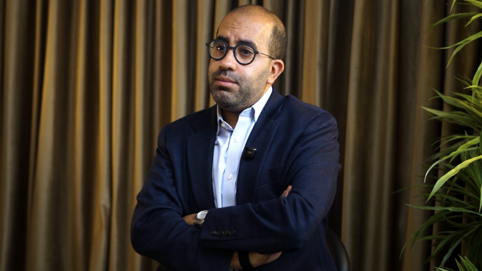 رغم التبريرات الحكومية.. كارتي: الأثر الطاقي للساعة الإضافية محدود