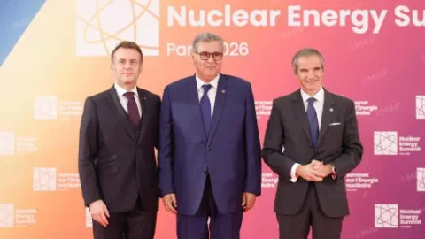 أخنوش يمثل الملك محمد السادس في القمة الدولية الثانية للطاقة النووية باريس