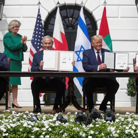 مبادرة أمريكية لتعزيز التعاون العسكري بين دول “اتفاقيات أبراهام” لمواجهة إيران