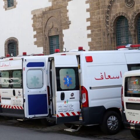 أزمة النقل الصحي بتاونات.. مهنيون يشتكون سيارات إسعاف “متهالكة”