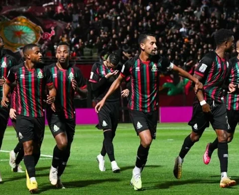 أبطال إفريقيا.. الجيش الملكي يحسم القمة أمام بيراميدز ويبلغ نصف النهائي