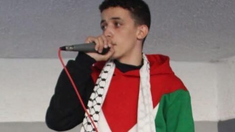 يغني ضد التطبيع والفساد.. توقيف رابور شاب من تازة يشعل منصات التواصل