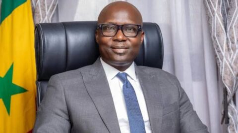 رئيس الاتحاد السنغالي لكرة القدم يؤكد التزام بلاده بقرارات” الكاف”