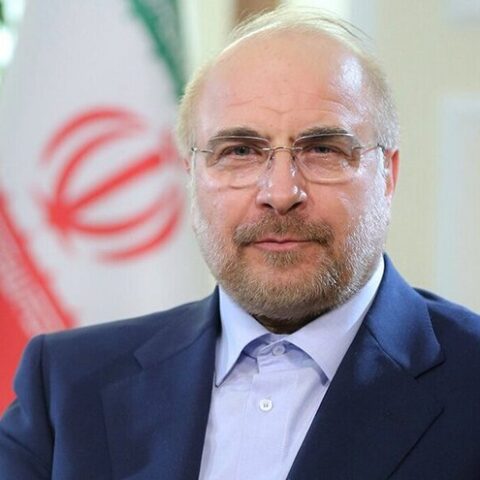 برز اسمه “وسيطا محتملا” في المفاوضات مع واشنطن.. من هو محمد باقر قاليباف؟