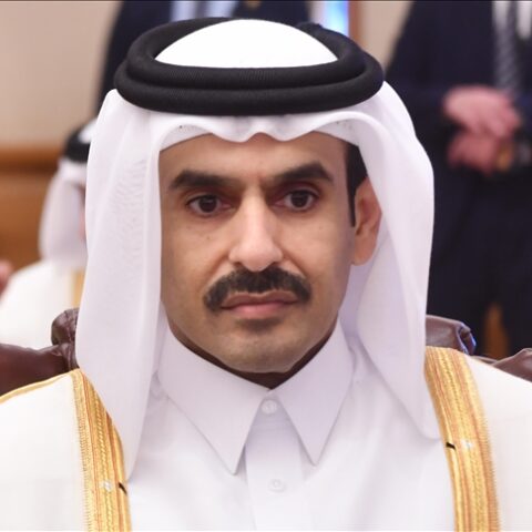 وزير قطري يتوقع بلوغ النفط 150 دولارا والغاز 40 دولارا بسبب الحرب
