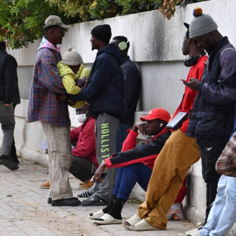 مواجهات بين مهاجرين تنتهي بوفاة شخص قرب محطة “اولاد زيان” بالبيضاء والأمن يباشر التحقيقات