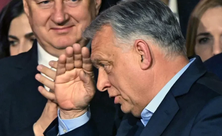 ماديار الفائز بالانتخابات المجرية يتعهد إطلاق “عصر جديد” وتغيير النظام “بالكامل”