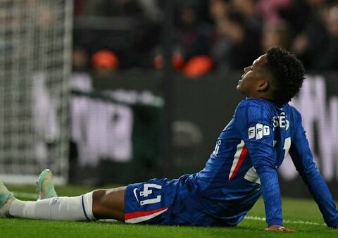 ضربة إضافية لتشلسي بانتهاء موسم إستيفاو لإصابة تهدد مشاركته في المونديال