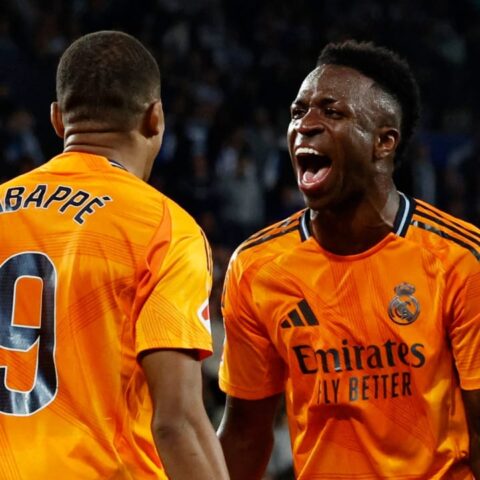 انتقادات لمبابي رغم الأهداف.. وفينيسيوس يفرض نفسه