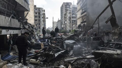 غارات واسعة لجيش الاحتلال تخلف عشرات الشهداء في لبنان