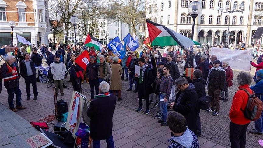 احتجاجات في ألمانيا رافضة لإنتاج فولكسفاغن أسلحة لصالح الاحتلال الإسرائيلي