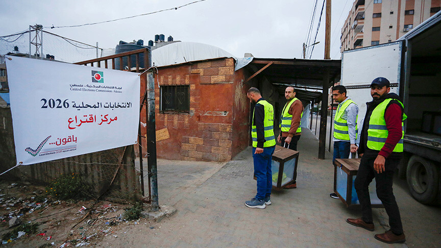 بدء عملية التصويت في الانتخابات المحلية بالضفة ولأول مرة منذ 22 عاما بدير البلح وسط غزة