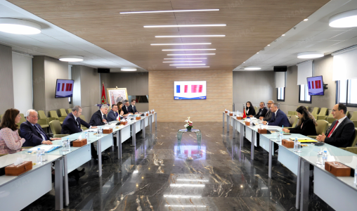 المغرب وفرنسا يبحثان سبل تعزيز الشراكة الاقتصادية والتجارية الثنائية