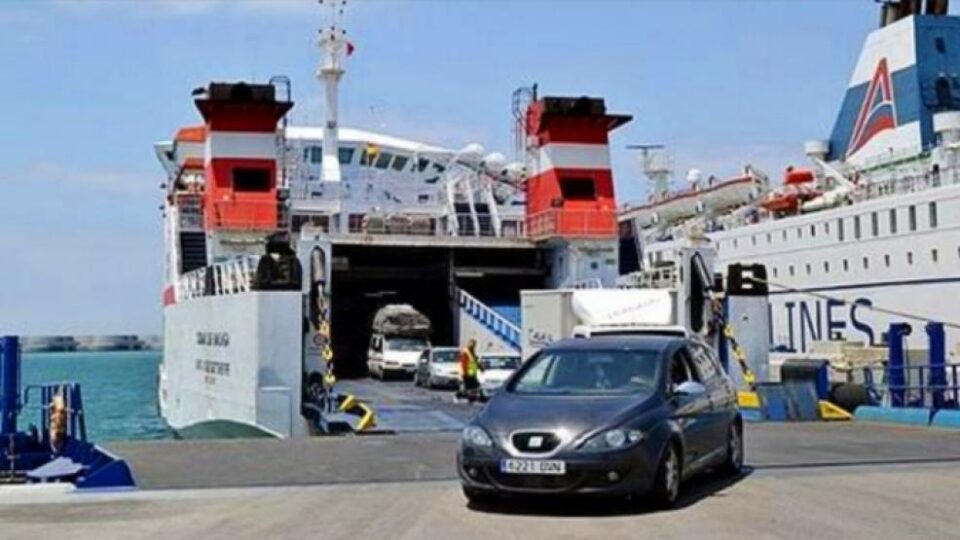 ميناء ألميريا يعزز خطوطه مع المغرب استعدادا للموسم الصيفي