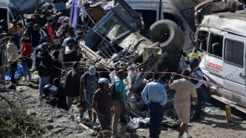 ارتفاع حصيلة ضحايا تفجير كولومبيا إلى 14 قتيلا ونحو 40 جريحا