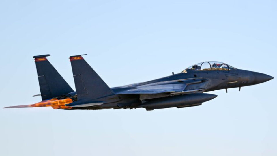 الجيش الإيراني يعلن إسقاط مقاتلة أميركية ثانية في الخليج