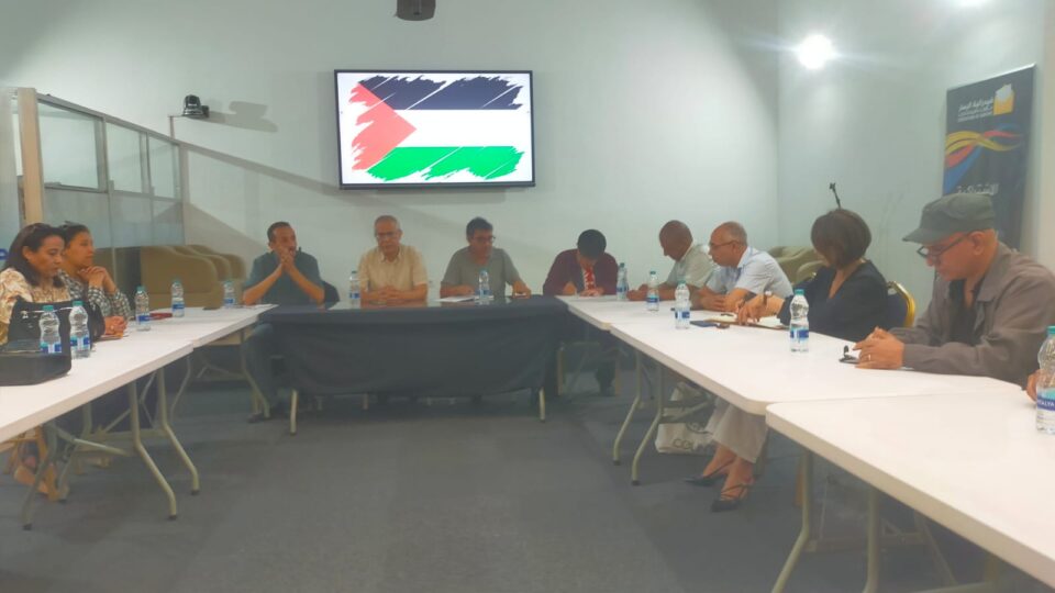3 أحزاب يسارية تعلن عن تنسيق ميداني للمطالبة بإطلاق سراح المعتقلين السياسيين