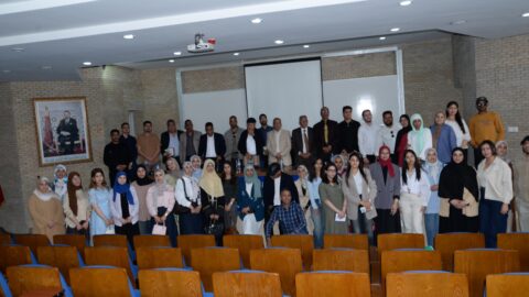 “مدرجات النقاش الجامعي”.. طلبة جامعة فاس يناقشون السياسات العمومية ويقترحون البدائل