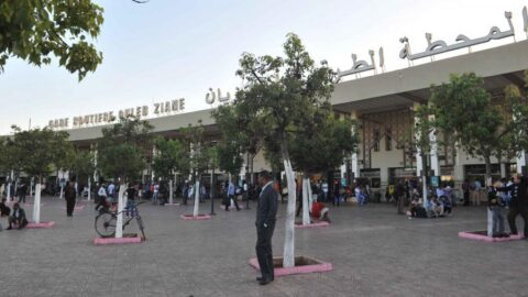 ارتفاع أسعار التذاكر بمحطة “أولاد زيان” يثير استياء وغضب المواطنين