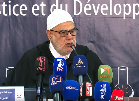 ابن كيران يحذر من “إضعاف الأحزاب الجادة” وتأثيره على المسار الانتخابي