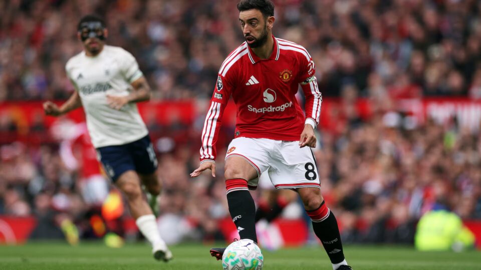 برونو فرنانديش أفضل لاعب للموسم في الدوري الإنكليزي لكرة القدم