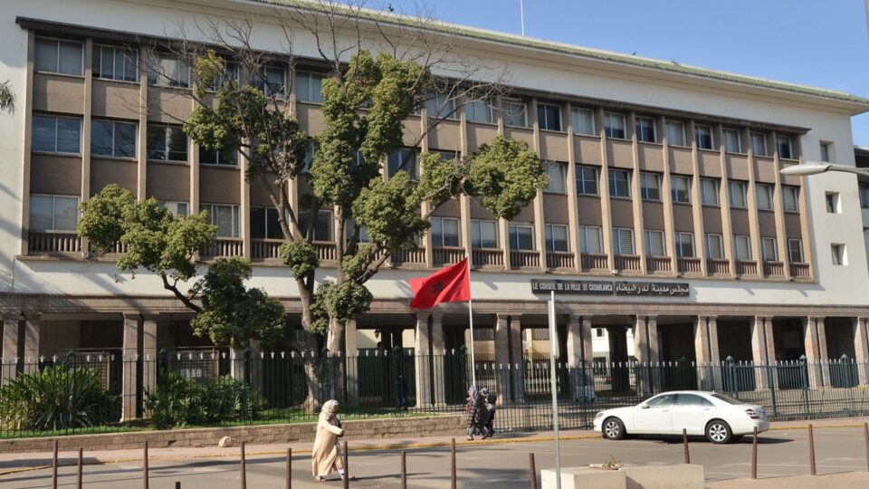 خلافات “الأحرار” تهز مقاطعة عين الشق بالبيضاء.. استقالة وسحب تفويض يعمقان أزمة الحزب