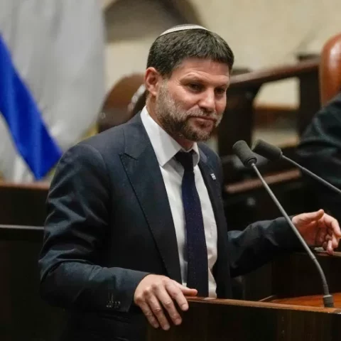  فرنسا تمنع وزير المال الإسرائيلي  بتسلئيل سموطريتش من دخول أراضيها