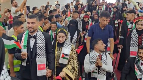 بتمويل مغربي.. زفاف جماعي لـ40 شابا من مصابي الحرب في غزة