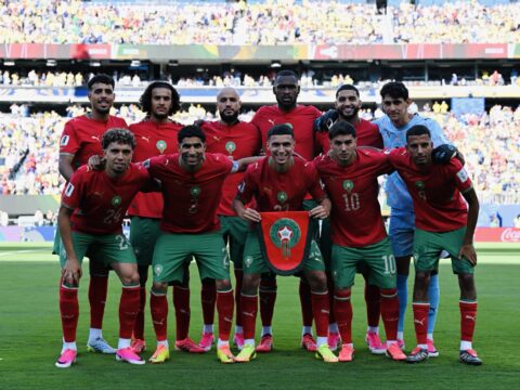 الحكم الأرجنتيني فاكوندو تيلو يعطي انطلاقة مباراة المغرب وفرنسا
