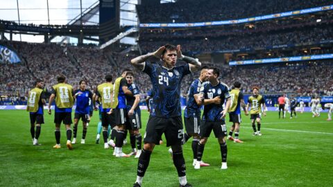 الأرجنتين تقلب الطاولة على إنكلترا وتلاقي إسبانيا في نهائي كأس العالم 2026
