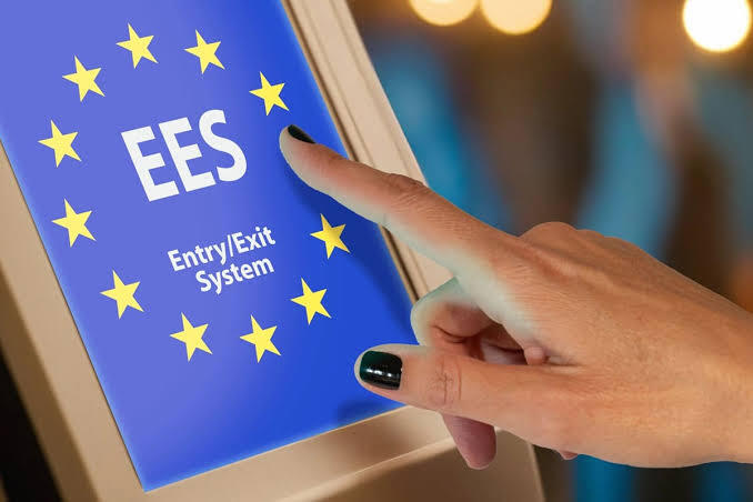 يهم المسافرين المغاربة.. كل ما يجب أن تعرفه عن نظام الدخول والخروج الأوروبي