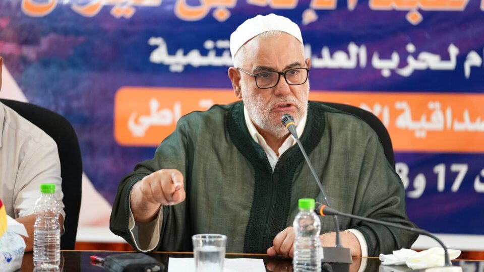ابن كيران يهاجم سماسرة الانتخابات ويصف شراء الأصوات بـ “الجريمة”