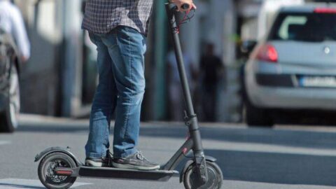 وزير النقل يدعو إلى مقاربة تأخذ بعين الاعتبار انتشار “التروتينت” وتنامي أنشطة التوصيل