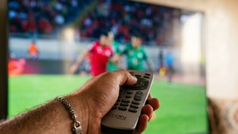 المغرب يشدد الخناق على القرصنة.. ماذا يعني تعديل قانون حقوق المؤلف لمستخدمي IPTV وتجار البث؟