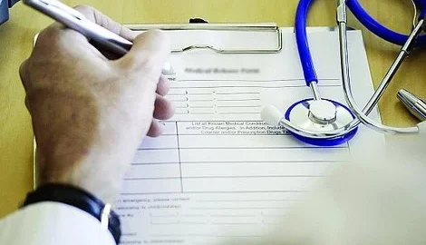 وسيط المملكة يجيز المراقبة الطبية المضادة بـ”التكوين المهني” بشروط قانونية وحقوقية